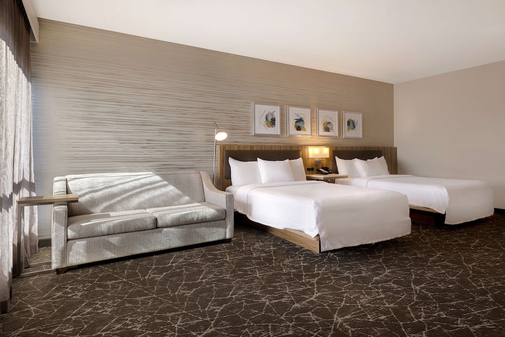Hilton Garden Inn Anaheim Resort - photo 18