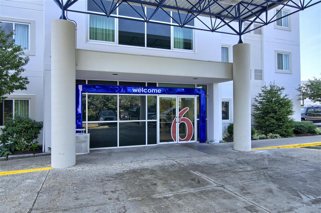 Motel 6 Portsmouth NH - photo 3