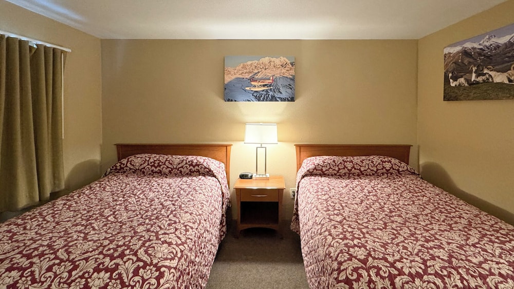 Young's Motel - photo 17