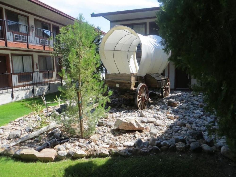 Saddle West Hotel and Casino and RV Park - photo 27