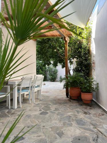 Maria's Jasmine — 4-Star Luxury Hotel in Volos, Greece