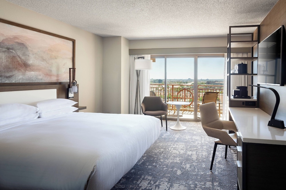 Marriott Phoenix Airport - photo 7