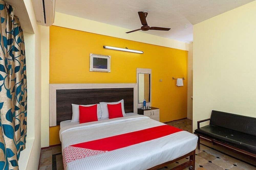 Ammayi Hotel Resorts Siva Sakthi Hotel Group in Tiruvannamalai, India