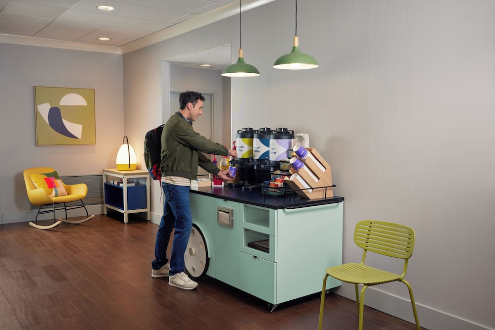 Spark By Hilton Roanoke Airport - photo 27