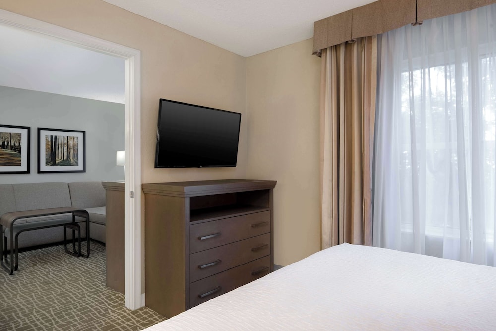 Homewood Suites by Hilton Tallahassee - photo 8
