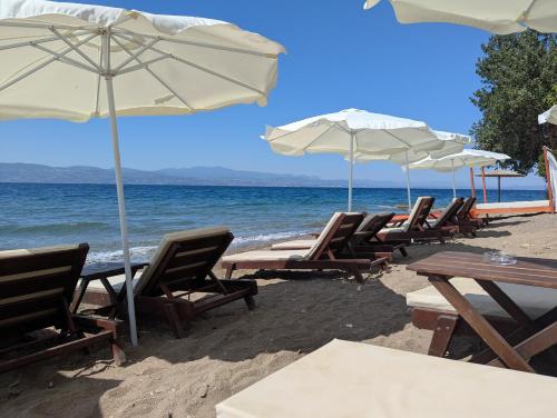 Sea You on the Beach — Amarynthos — photo 4