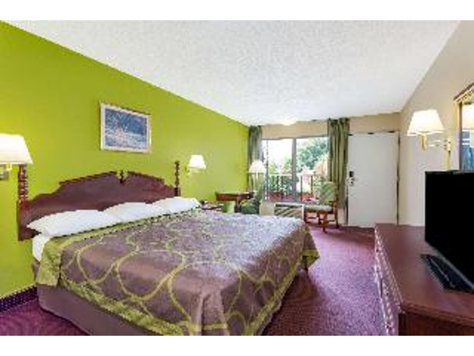Super 8 by Wyndham Ashland Richmond - photo 7