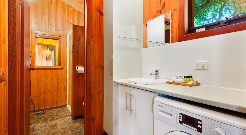 Johanna River Farm & Cottages — Colac — photo 2