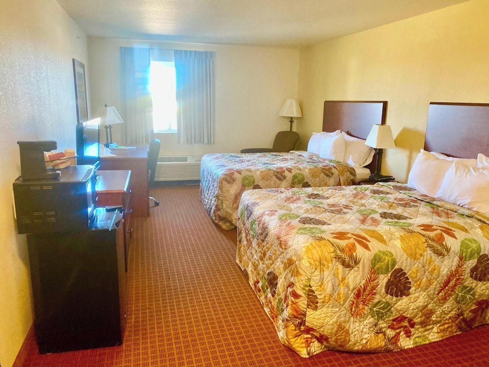 Park View Inn & Suites Hoisington - photo 14