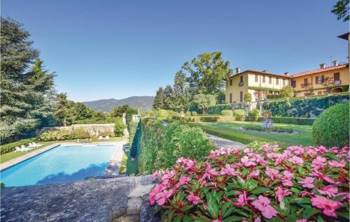 Villa Ghislanzoni — 5-Star Luxury Hotel in Calco, Italy