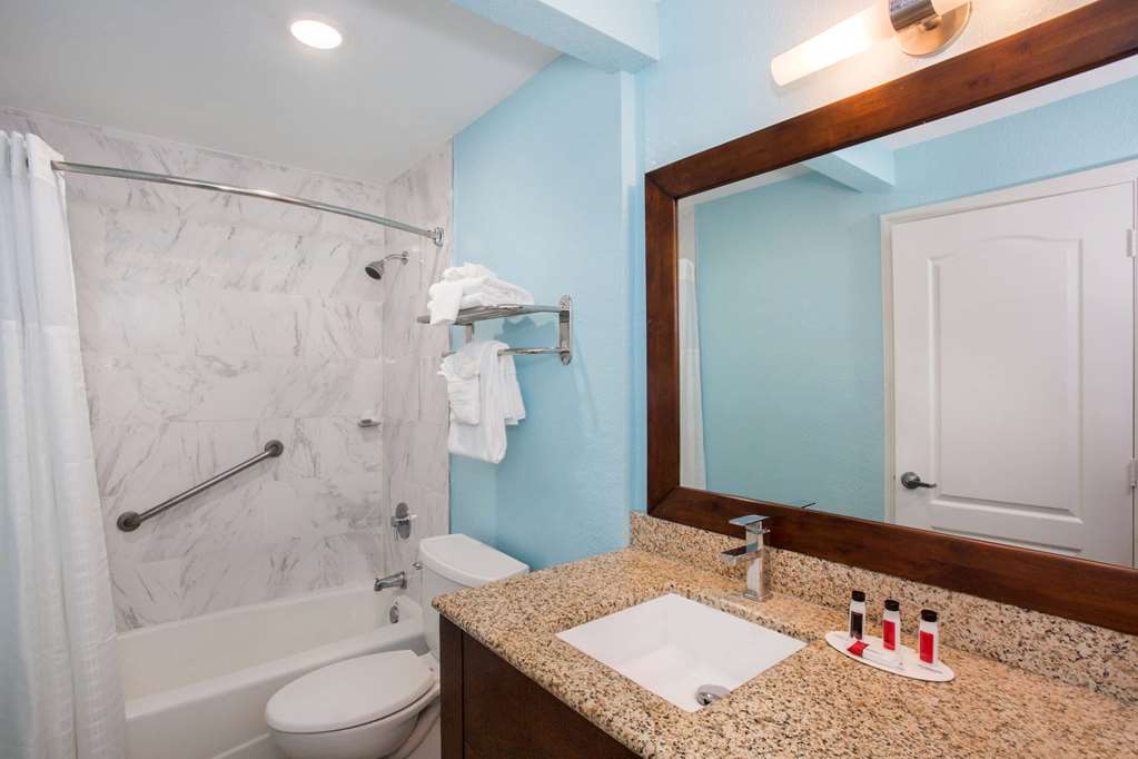 Days Inn by Wyndham Florida City - photo 13