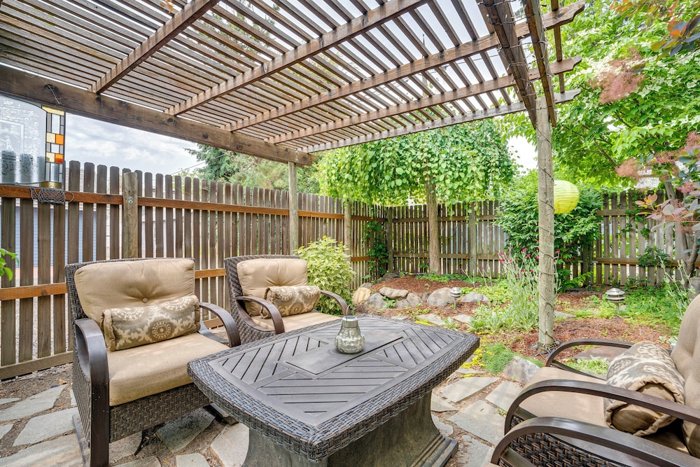 Wine Country Home with Yard Walk To Downtown — 4-Star Luxury Hotel in Walla Walla, United States