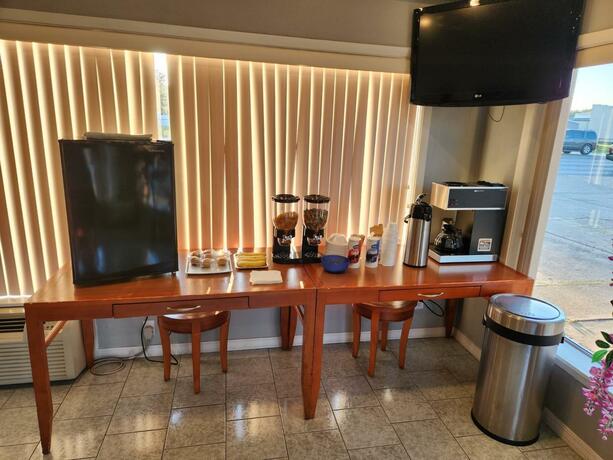 Embers Inn - photo 29
