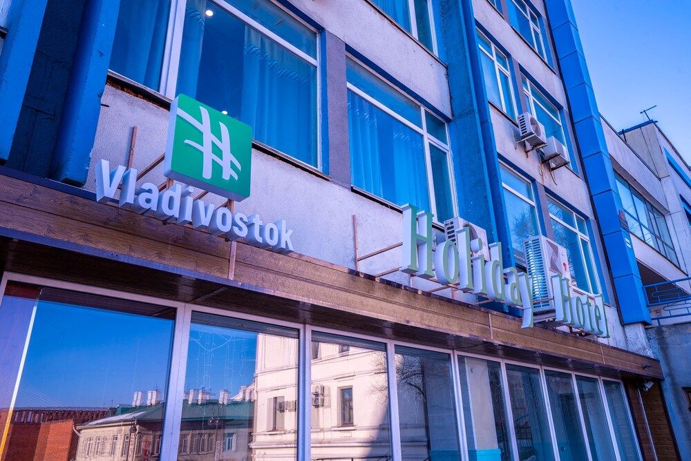 Gray Hotel - carbon neutral hotel in Vladivostok