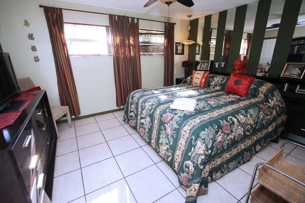 Whispers Resort By Affordable Beach Condos - photo 13