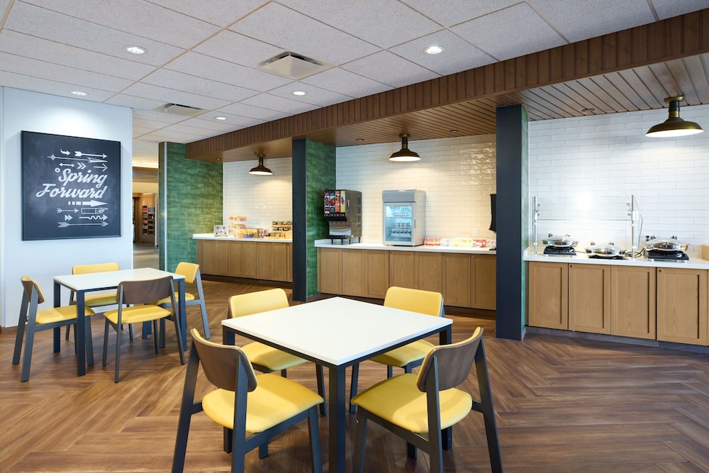 Fairfield by Marriott Inn & Suites Hagerstown - photo 17
