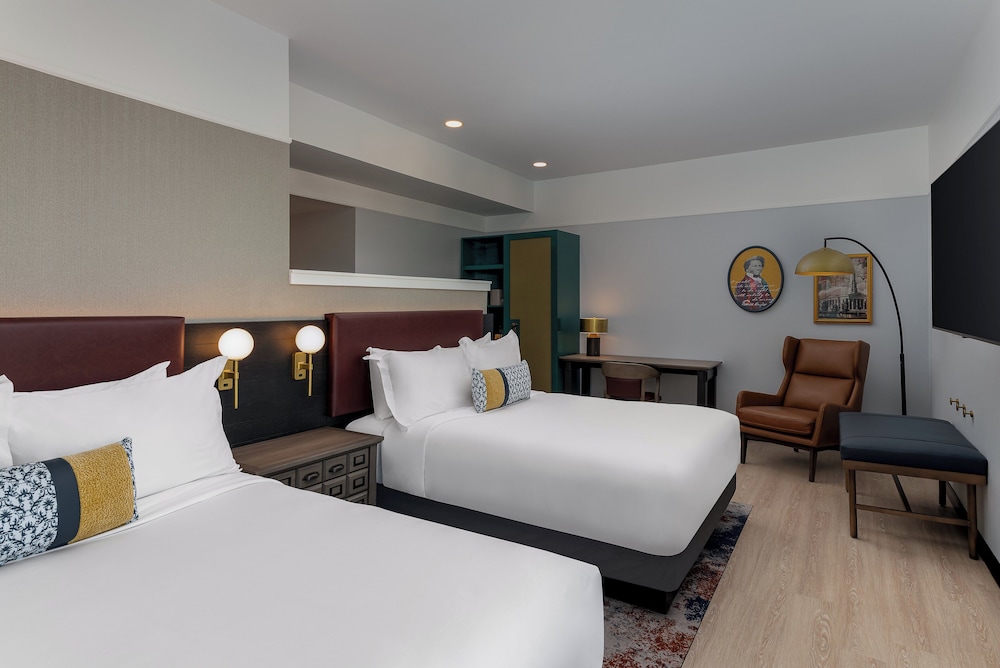 Hotel Indigo West Chester Downtown by IHG - photo 4