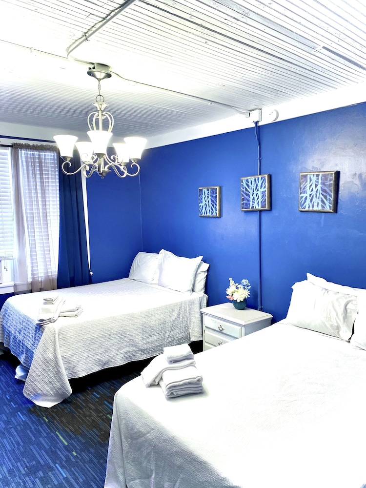 Bella's Boutique Hotel - photo 32