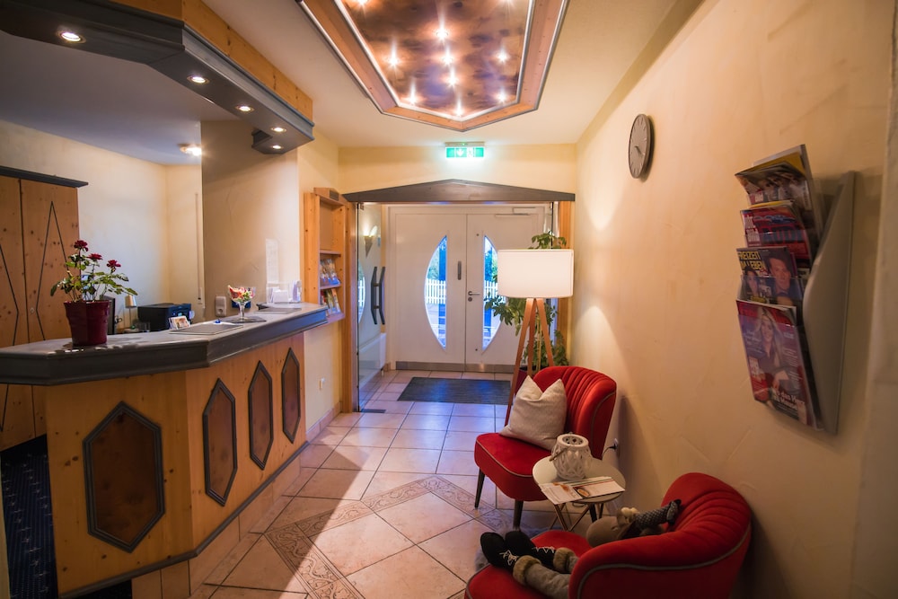 Hotel Waldeck Garni — Kist — photo 2