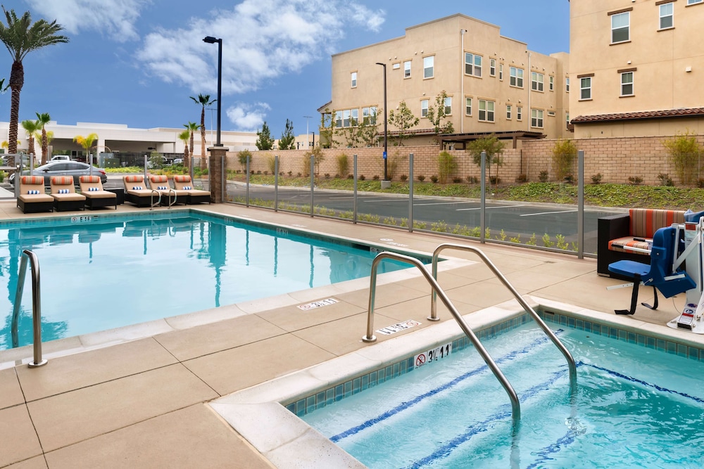 Hampton Inn & Suites Buena Park - photo 30