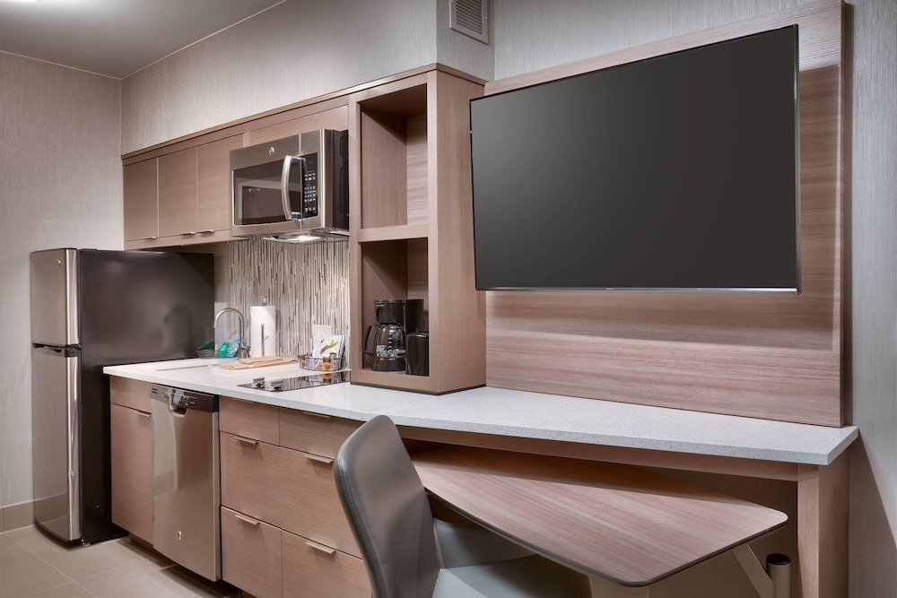 TownePlace Suites by Marriott Los Angeles LAX Hawthorne - photo 7