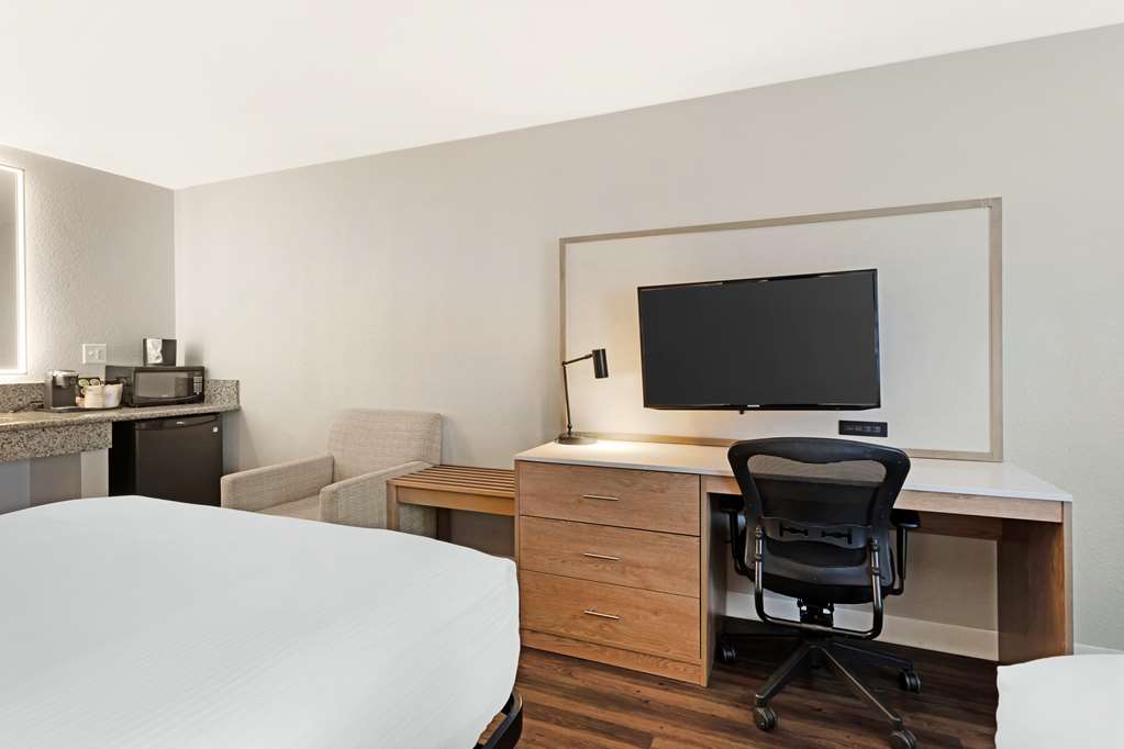 Best Western Plus Rancho Cordova Inn - photo 25