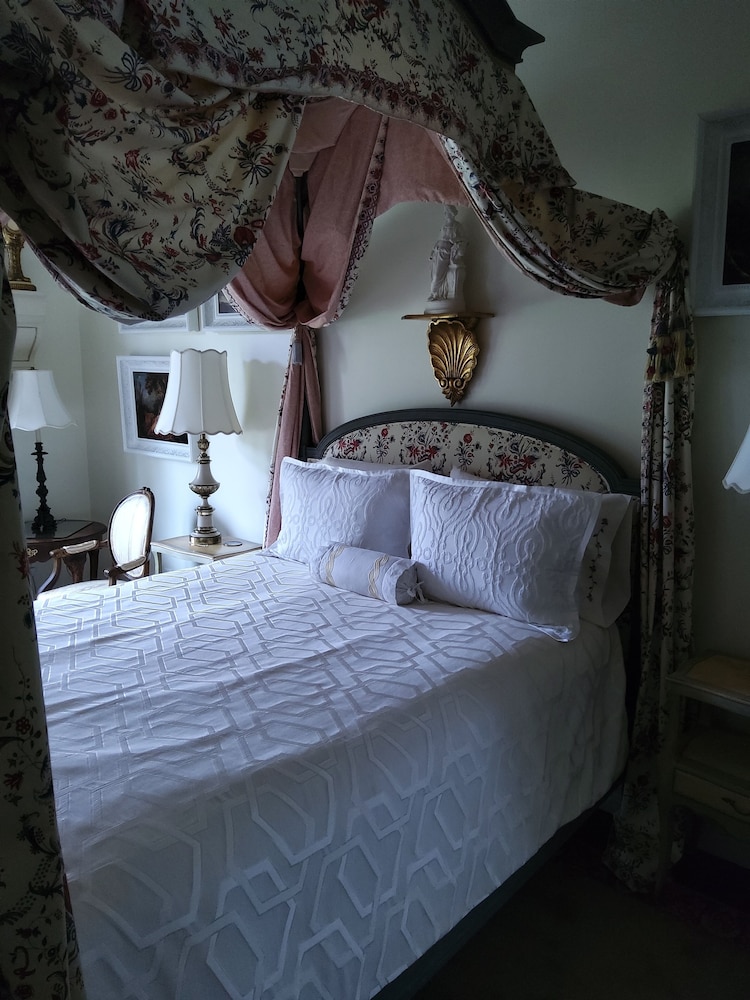 Inntiquity A Country Inn - photo 19