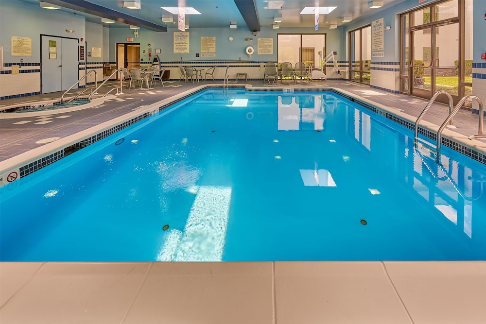Hampton Inn Flemington - photo 28