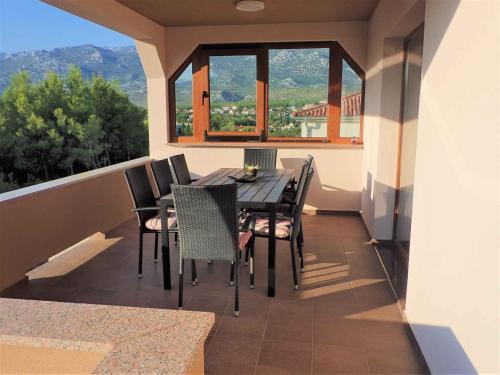 Apartment in Jasenice 35406 — 4-Star Luxury Hotel in Jesenice, Croatia