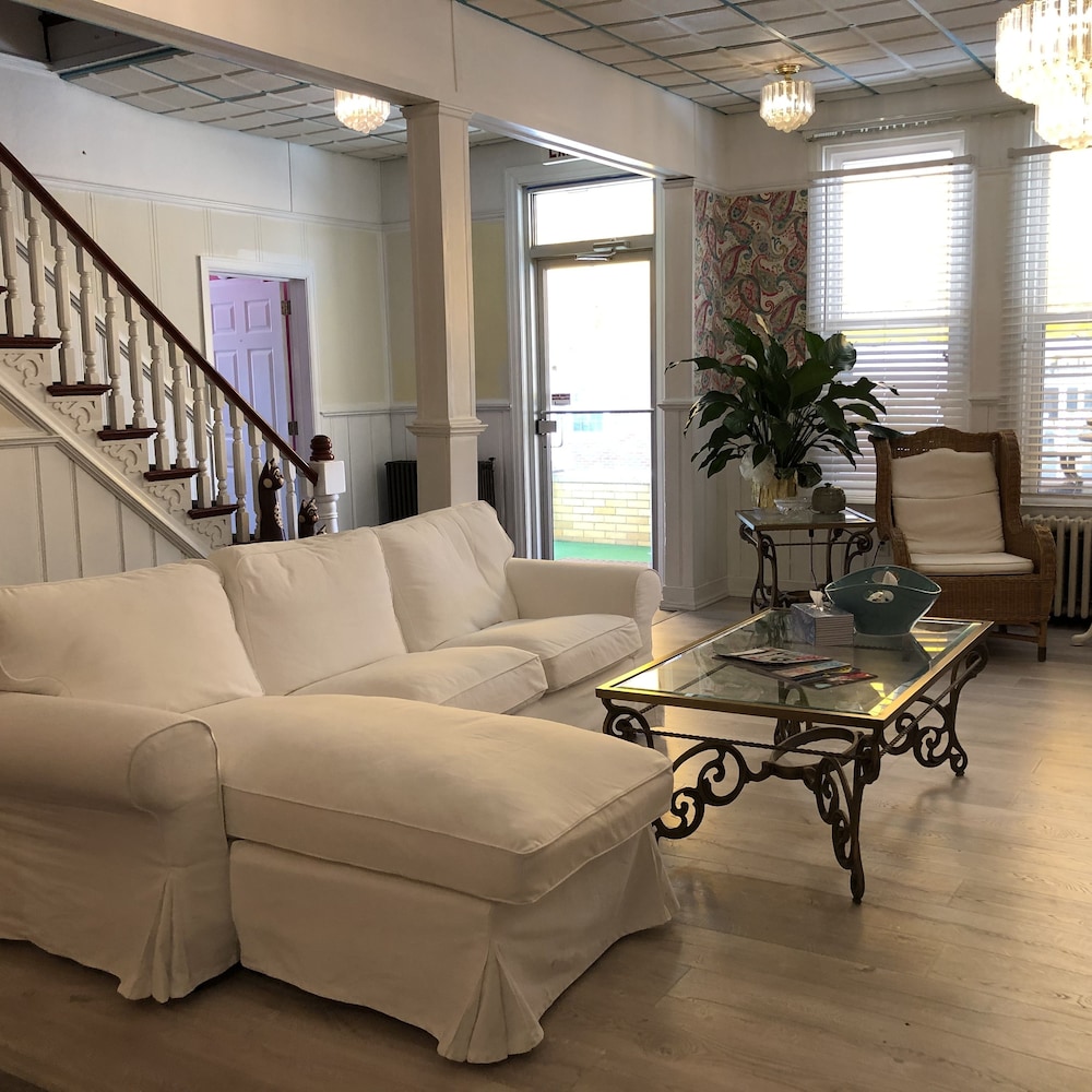 The Baxa Inn — hotel in Buckhannon
