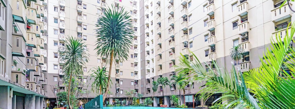OYO Life 92718 Apartement Gateway Cicadas