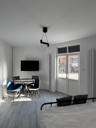 Grafitti Apartment by News Apartments — 4-Star Luxury Hotel in Bucharest, Romania