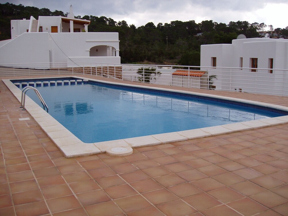 Villa Vadella — 4-Star Luxury Hotel in Sant Josep De Sa Talaia, Spain