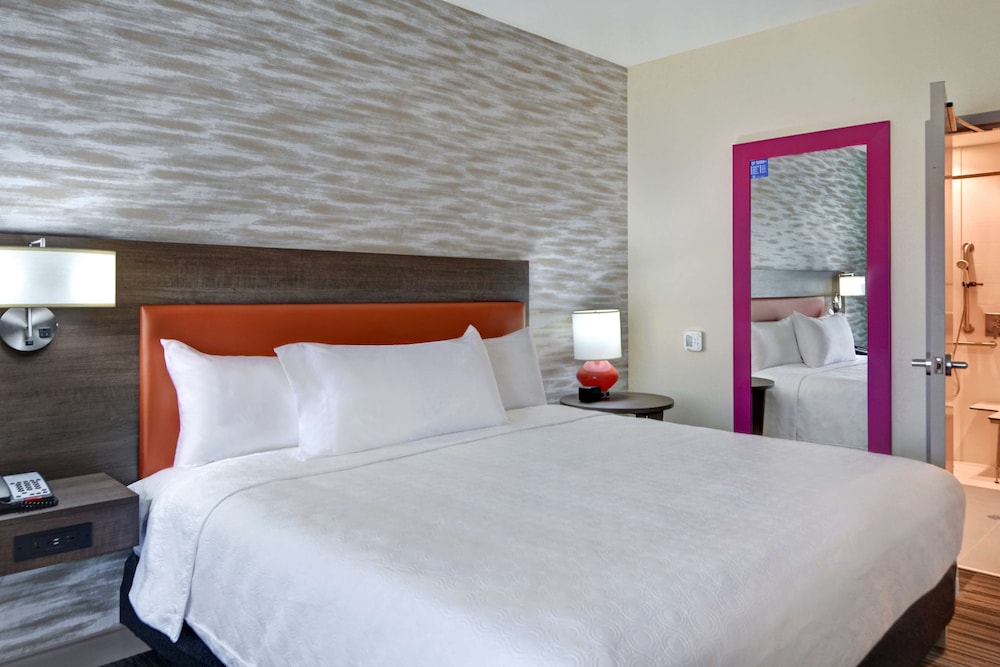 Home2 Suites by Hilton Savannah Midtown GA - photo 9