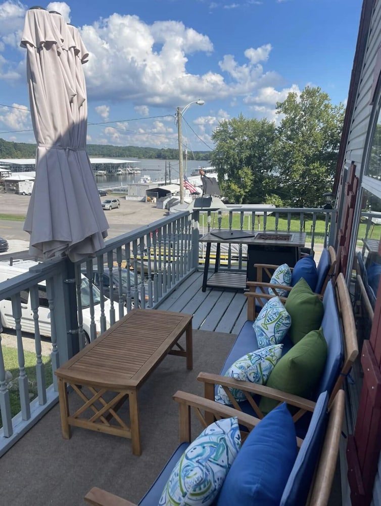 Marcs Museum - carbon neutral hotel in Paducah
