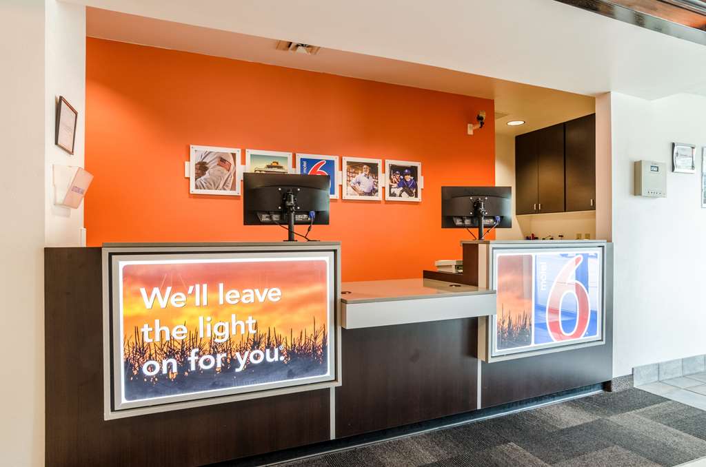 Motel 6 Kearney NE - photo 37