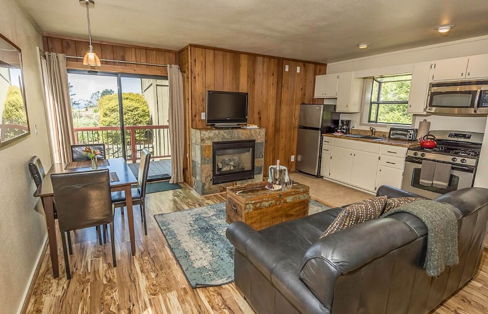 Cottages at Little River Cove - photo 28