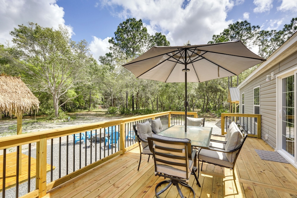 Charming Perry Home about 2 Mi to the Gulf — 4-Star Luxury Hotel in Perry, United States
