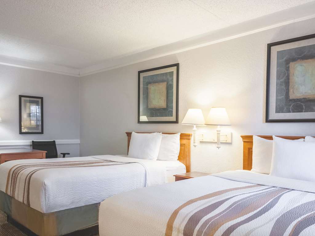 La Quinta Inn by Wyndham New Orleans West Bank Gretna - photo 6