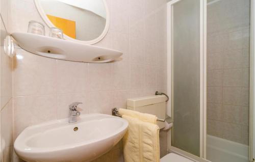 Three Bedroom Apartment In Zaton Veliki