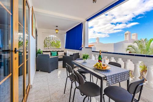 Los Cristianos Stay with Large Terrace & Heated Pool - carbon neutral hotel in Unknown City
