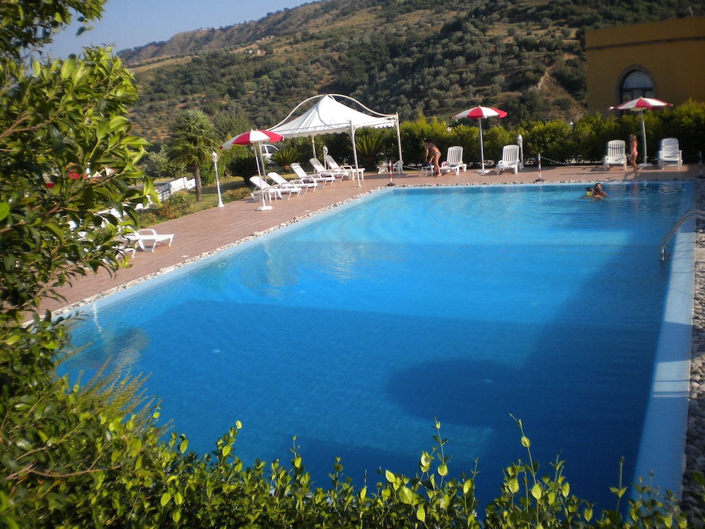 Tenuta Castellesi - carbon neutral hotel in Squillace