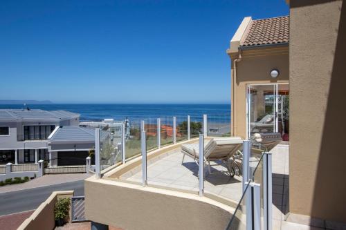 Ocean View living — 4-Star Luxury Hotel in Hermanus, South Africa