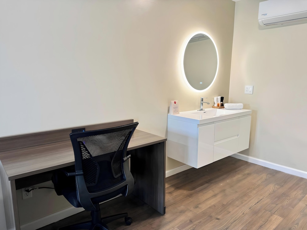 The Dixie Hollywood - photo 4