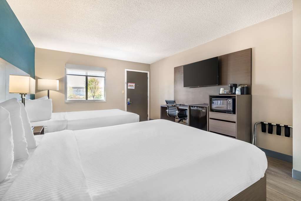 Best Western Green Tree Inn - photo 30