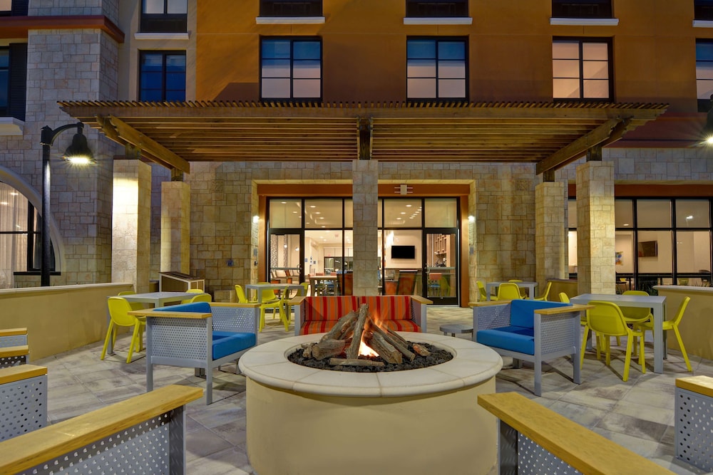 Home2 Suites by Hilton Orlando at Flamingo Crossings - photo 41