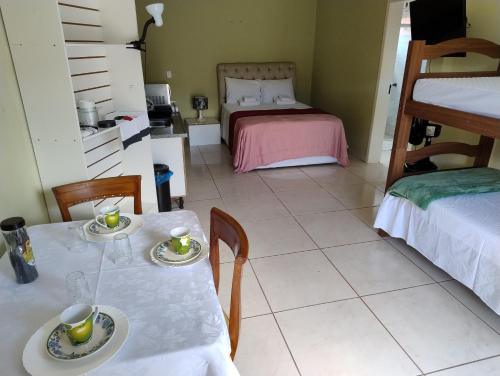 Pousada Santiago AP 2 in Ponta Grossa, Brasil