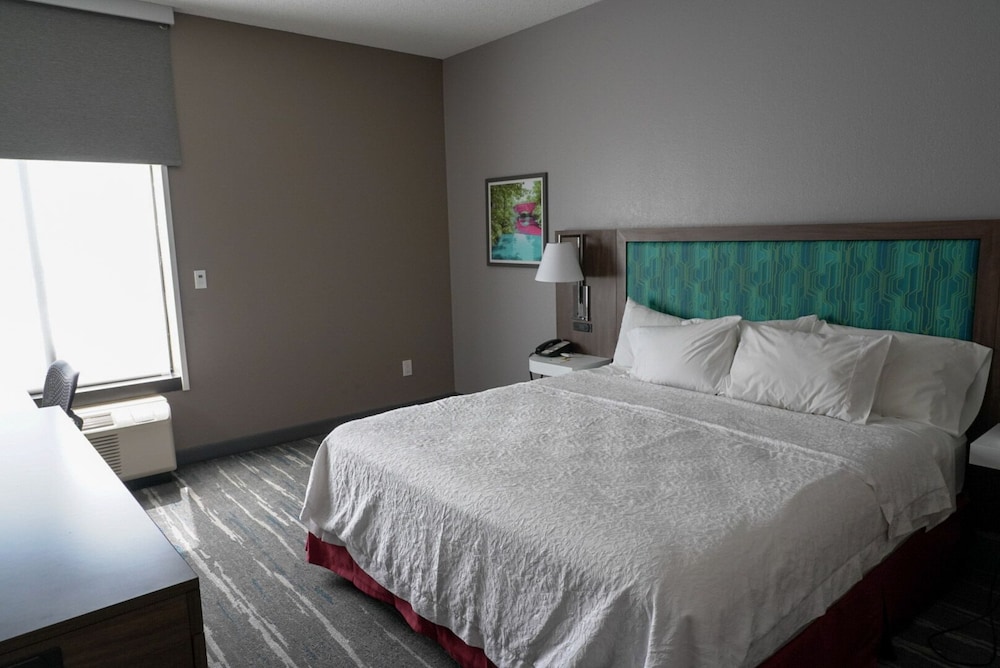 Hampton Inn Bentonville Rogers - photo 9