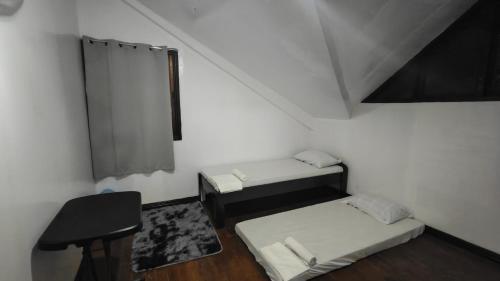 Spacious 3 Floor 6 Bedroom House W Wifi Ktv Swimming Pool 30 Pax 21285171 — Davao