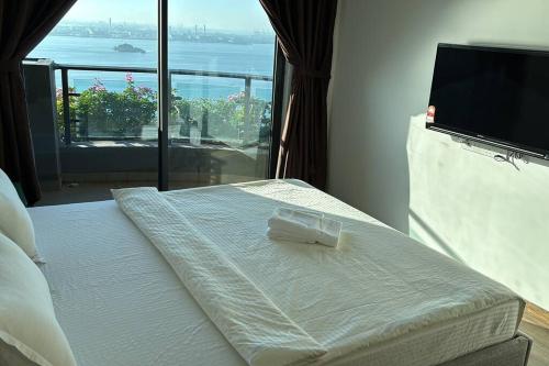 Carnelian Tower Hotel at ForestCity 4114 with WIFI in Johor Bahru, Malaysia